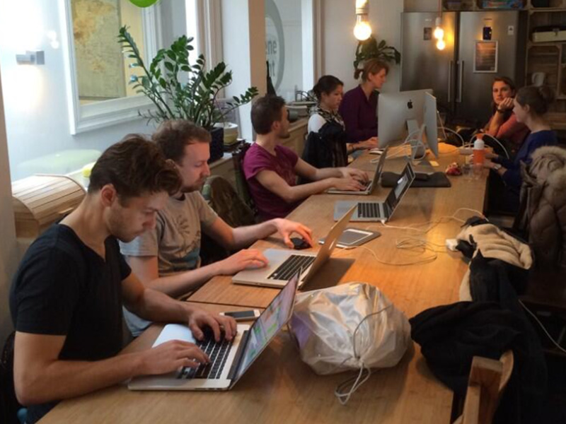 May, working in the stand-in De Groene Bocht canteen.